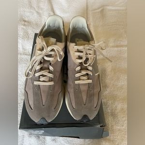 Mens NEW BALANCE 327 SNEAKER